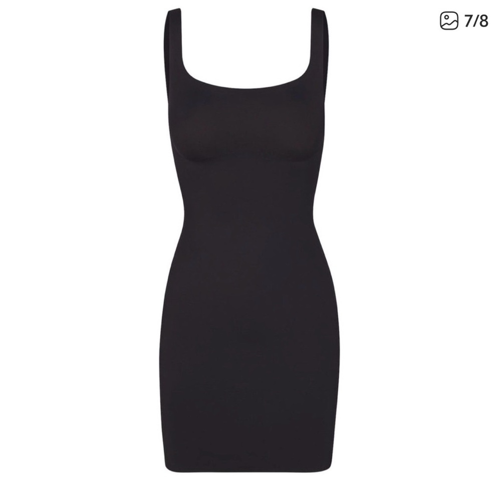 SKIMS Black Scoop Neck Shaping Slip